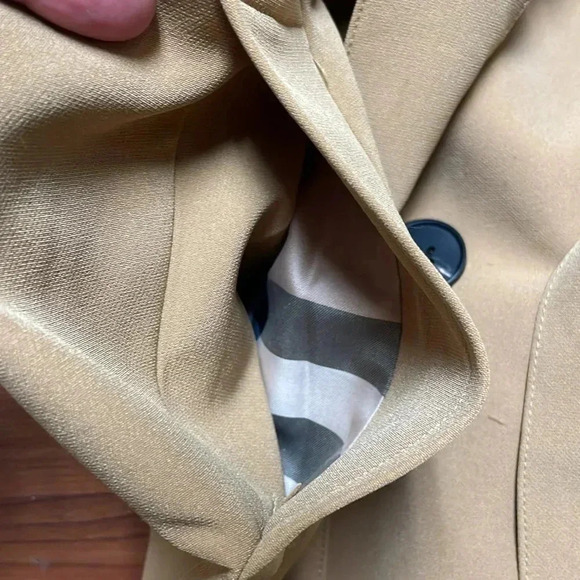 Burberry style Sleeveless Trench coat size M/L - Picture 6 of 9